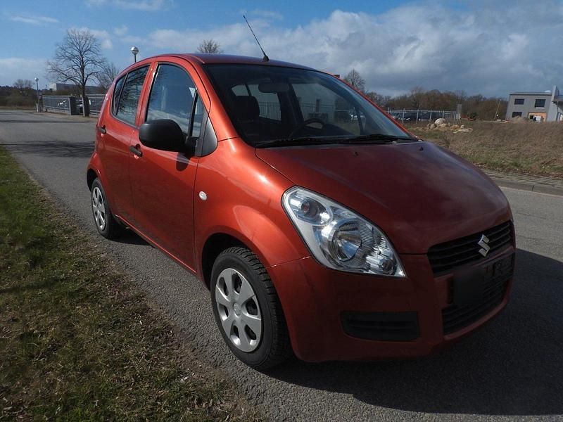 Gebraucht Suzuki Splash 65 PS (47 kW) 2009 Orange Kleinwagen