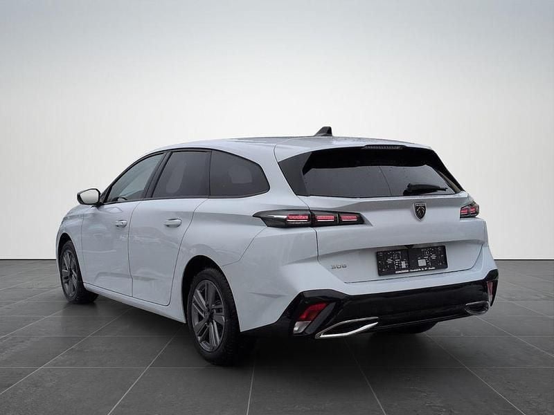 Gebraucht Peugeot 308 Allure 131 PS (96 kW) 2024 Weiß Kombi