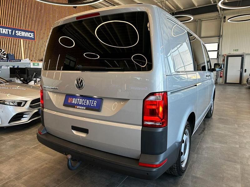 Gebraucht VW Transporter 204 PS (150 kW) 2019 Silber Van