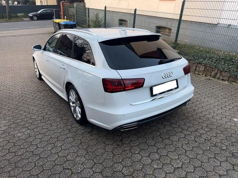 Second-hand Audi A6 Ambiente 218 CP (160 kW) 2016 Alb Break