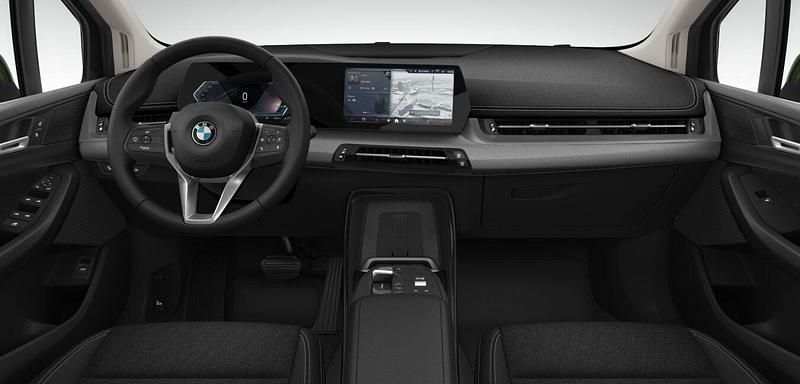 Gebraucht BMW 220 Active Tourer Luxury Line 170 PS (125 kW) 2025 Grün Van / Kleinbus