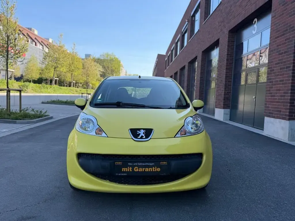 Gebraucht Peugeot 107 Filou 68 PS (50 kW) 2006 Gelb Kleinwagen