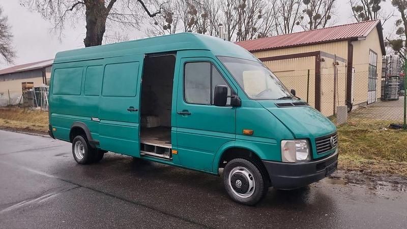 Second-hand VW LT 109 CP (80 kW) 2002 Verde Monovolum