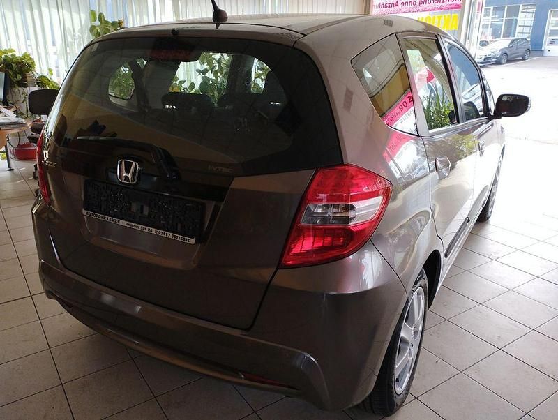 Gebraucht Honda Jazz Trend 99 PS (72 kW) 2012 Braun Kleinwagen