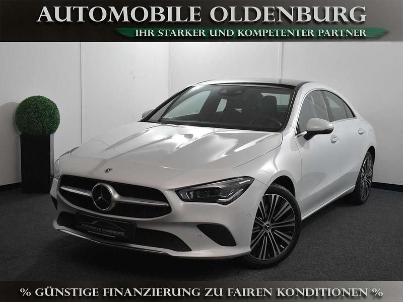 Digitalweiß metallic Gebraucht 2021 Mercedes E250 Progressive Coupé | 26.890 € (Fairer Preis) - Bild 1/4