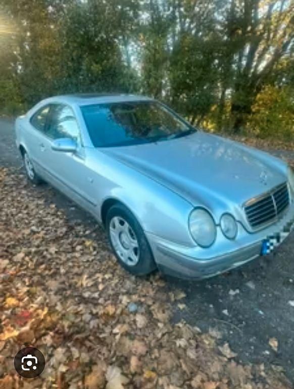 Silber Gebraucht 2000 Mercedes CLK200 Elegance Coupé | 1.599 € (Superpreis) - Bild 1/1