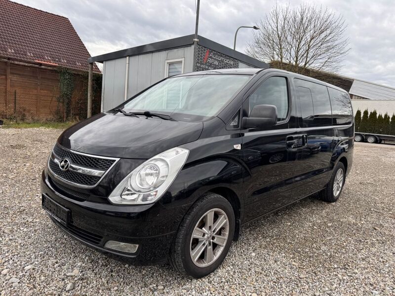 Schwarz Gebraucht 2010 Hyundai H-1 Van / Kleinbus | 9.500 € (Guter Preis) - Bild 1/4