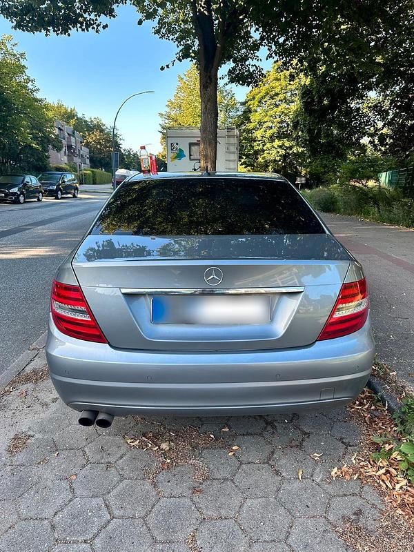 Gebraucht Mercedes C180 156 PS (114 kW) 2012 Grau Limousine