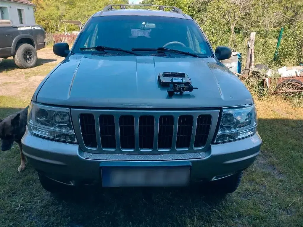 Gebraucht Jeep Grand Cherokee 190 PS (139 kW) 1999 Silber SUV