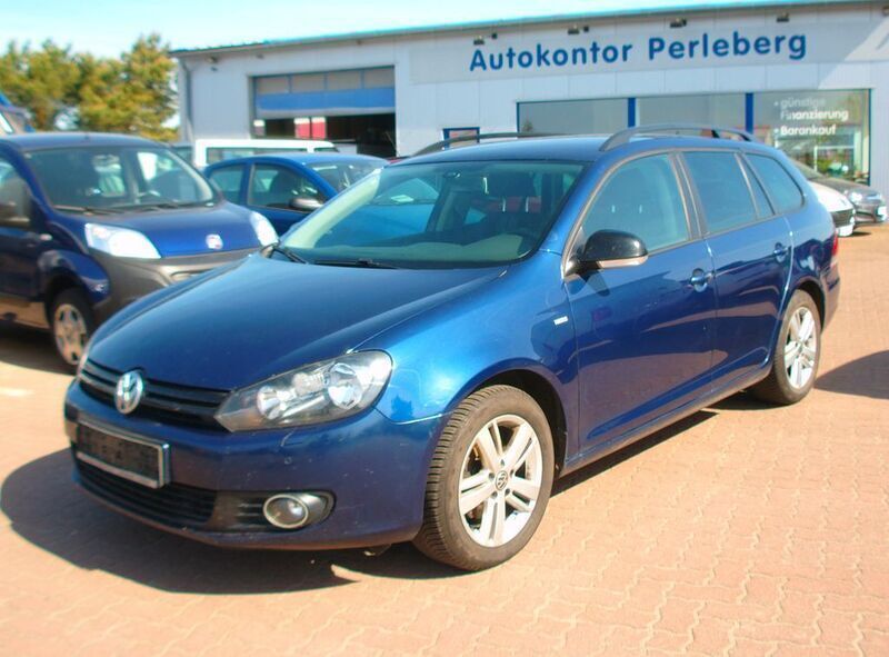 Blau Gebraucht 2012 VW Golf VI Match Kombi | 2.299 € (Superpreis) - Bild 1/4
