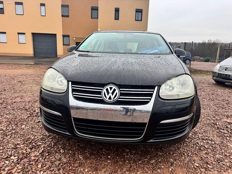 Gebraucht VW Jetta 170 PS (125 kW) 2012 Limousine