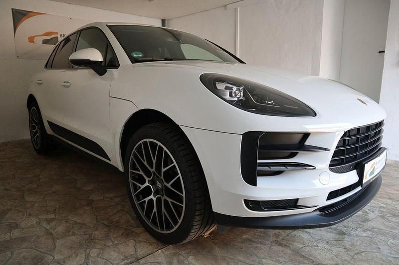 Gebraucht Porsche Macan 245 PS (180 kW) 2021 Pure white SUV
