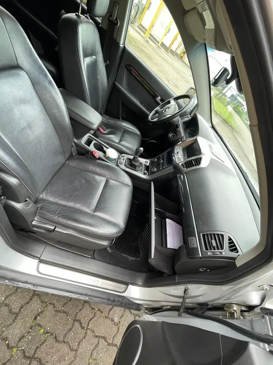 Gebraucht Chevrolet Captiva LT 163 PS (119 kW) 2013 Silber SUV