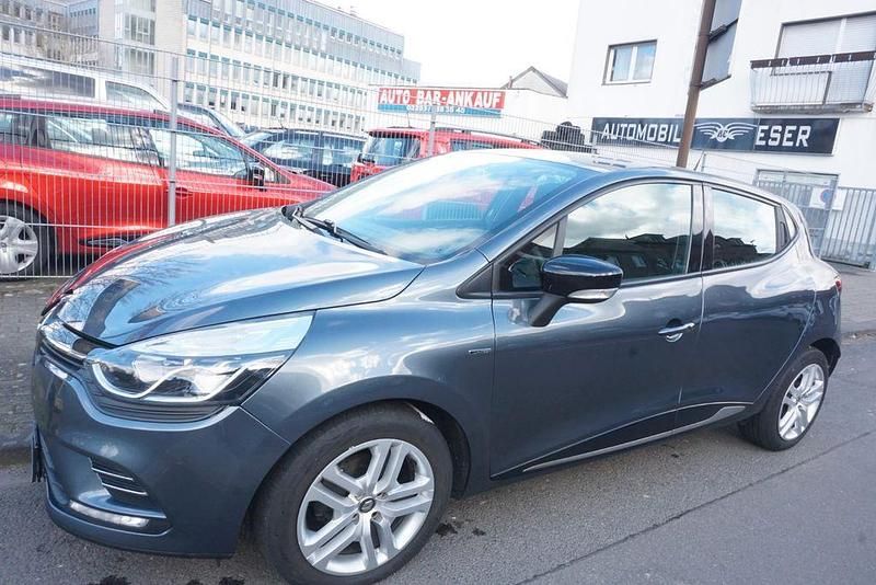 Gebraucht Renault Clio IV LIMITED 73 PS (53 kW) 2018 Grau Limousine