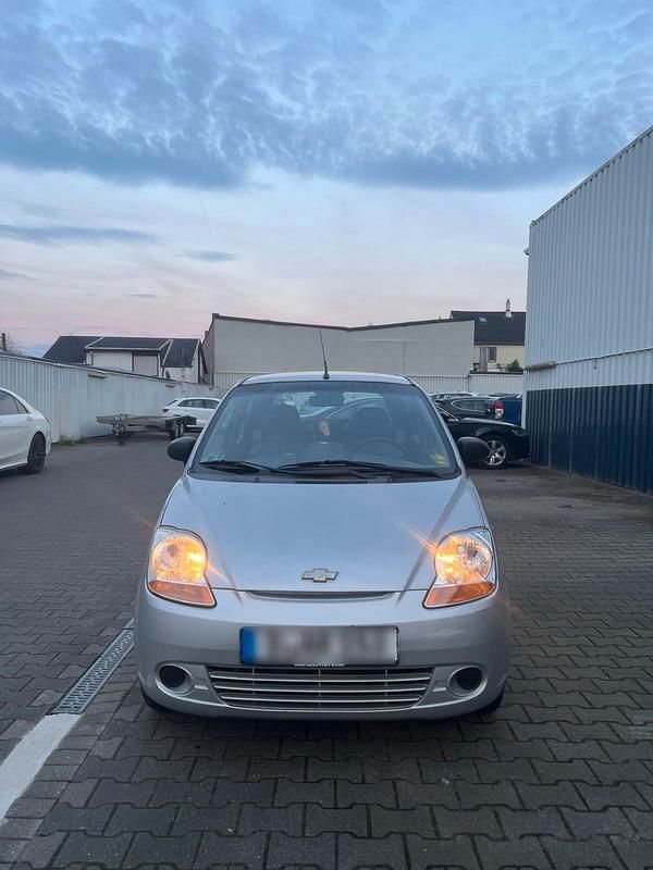 Gebraucht Chevrolet Matiz 52 PS (38 kW) 2009 Silber Kleinwagen