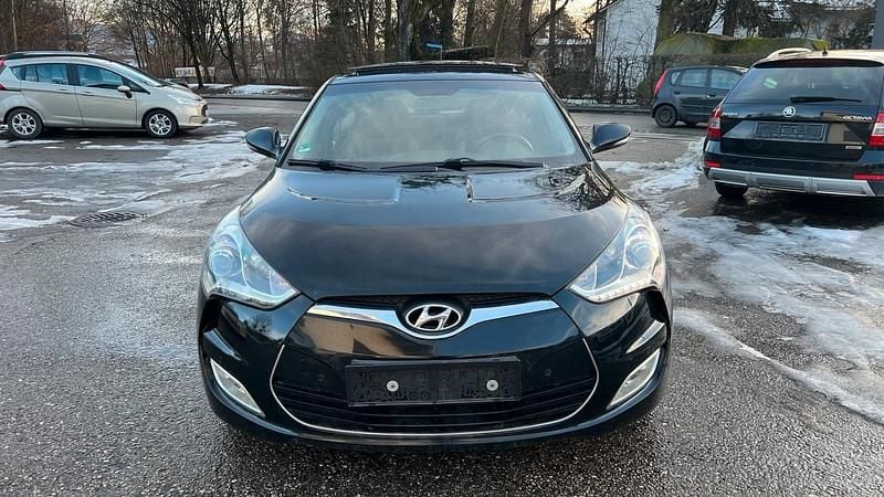 Gebraucht Hyundai Veloster 140 PS (102 kW) 2011 Schwarz Kleinwagen