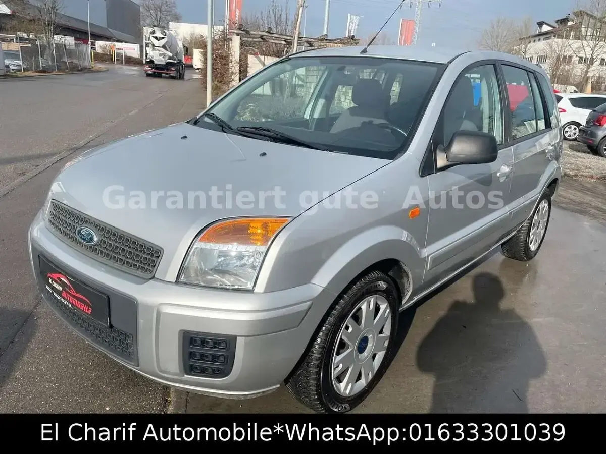 Gebraucht Ford Fusion Style 101 PS (74 kW) 2010 Silber Kleinwagen