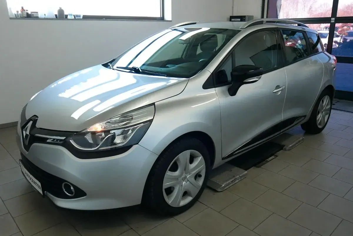 Gebraucht Renault Clio GrandTour Dynamique 90 PS (66 kW) 2015 Grau Kombi