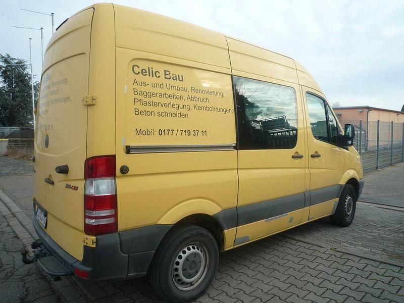 Gebraucht Mercedes Sprinter 163 PS (119 kW) 2009 Gelb Van