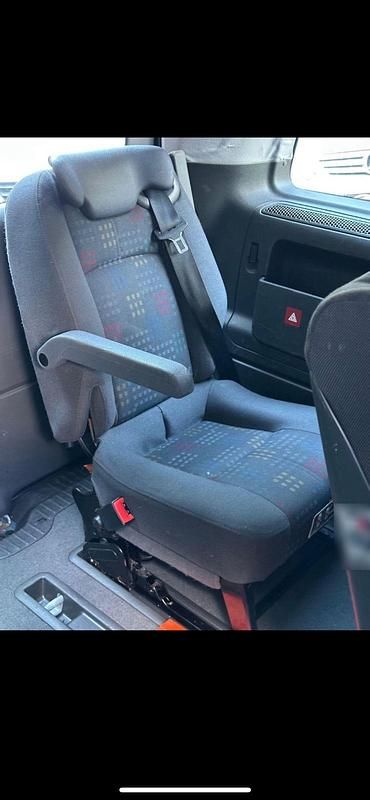 Gebraucht Mercedes Vaneo 72 PS (52 kW) 2004 Silber Van / Kleinbus