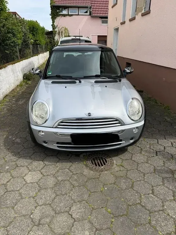 Używany Mini Cooper 116 KM (85 kW) 2006 Srebrny Hatchback