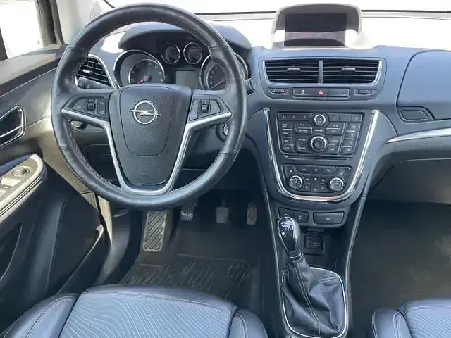 Gebraucht Opel Mokka Innovation 140 PS (102 kW) 2013 Silber SUV
