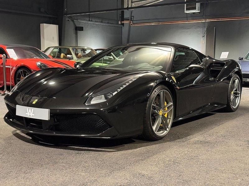 Gebraucht Ferrari 488 669 PS (492 kW) 2016 Schwarz Coupé