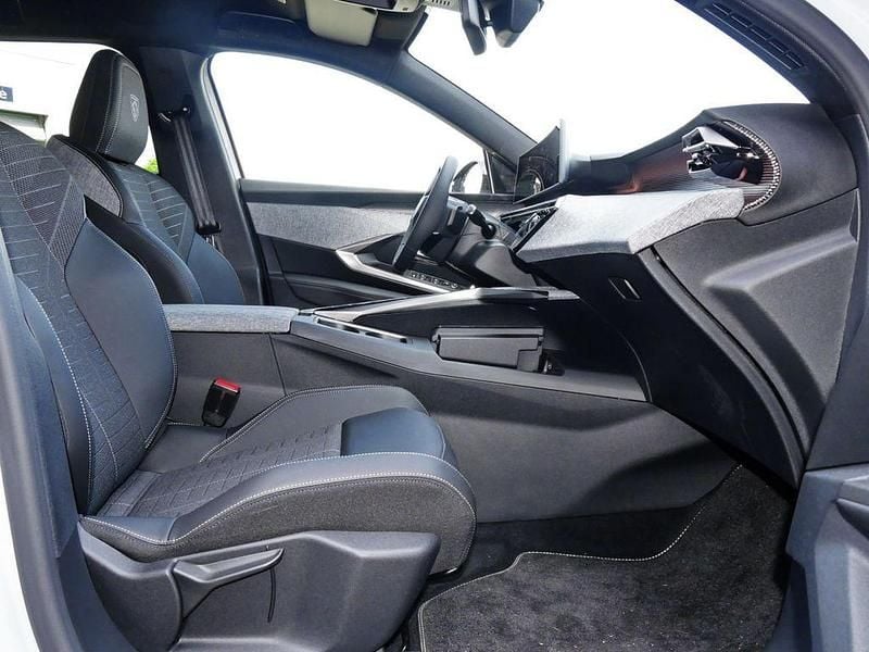 Gebraucht Peugeot 5008 GTi 145 PS (106 kW) 2025 Weiß SUV