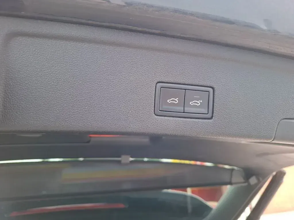 Gebraucht VW Touareg Atmosphere 286 PS (210 kW) 2018 Schwarz SUV
