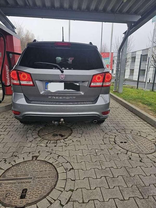 Gebraucht Fiat Freemont 140 PS (102 kW) 2012 SUV