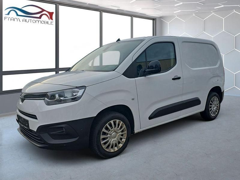 Weiß Gebraucht 2022 Toyota Proace City City Van / Kleinbus | 9.985 € (Superpreis) - Bild 1/4