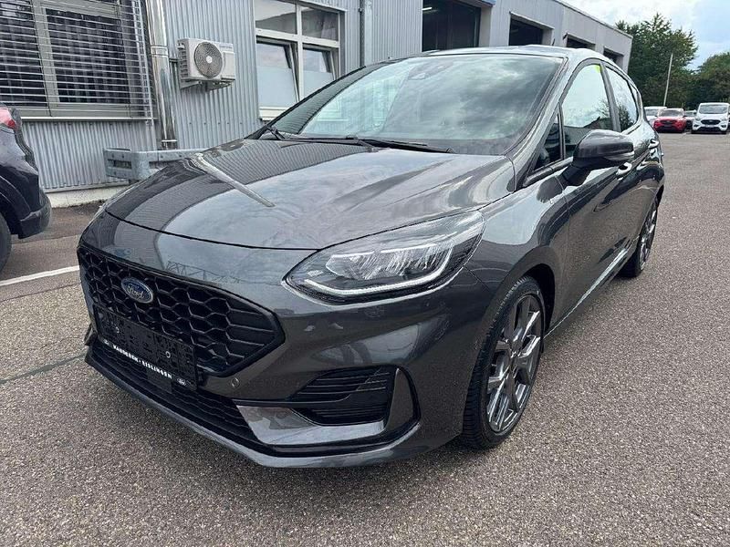 Magneticgrau (metallic) Gebraucht 2022 Ford Fiesta ST-Line Kleinwagen | 15.990 € (Fairer Preis) - Bild 1/4
