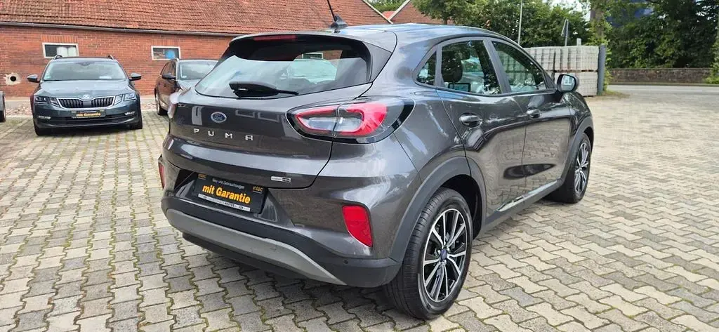 Gebraucht Ford Puma Titanium 155 PS (114 kW) 2020 Grau SUV