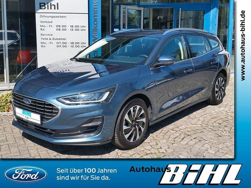 Blau Gebraucht 2024 Ford Focus Titanium Limousine | 25.890 € (Fairer Preis) - Bild 1/4