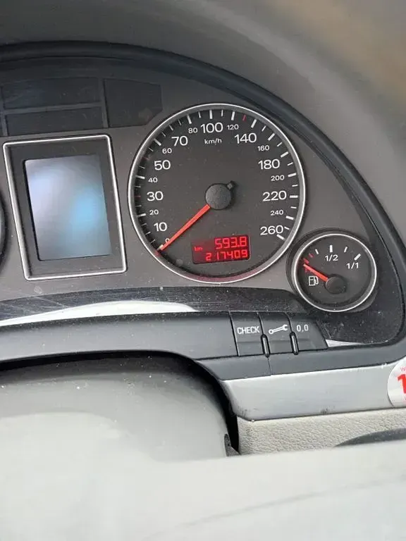 Gebraucht Audi A4 131 PS (96 kW) 2007 Silber Limousine