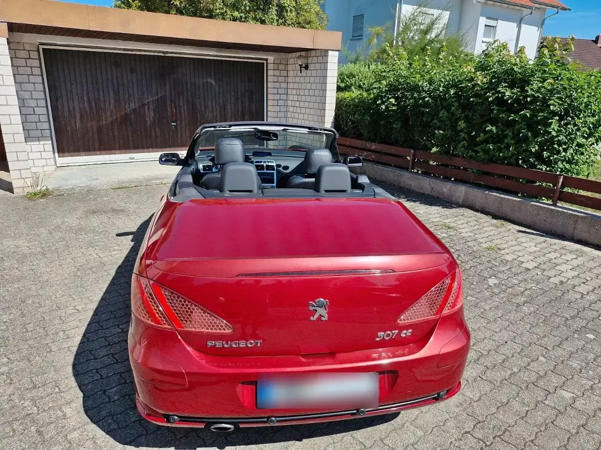 Gebraucht Peugeot 307 CC 140 PS (102 kW) 2007 Rot Cabrio