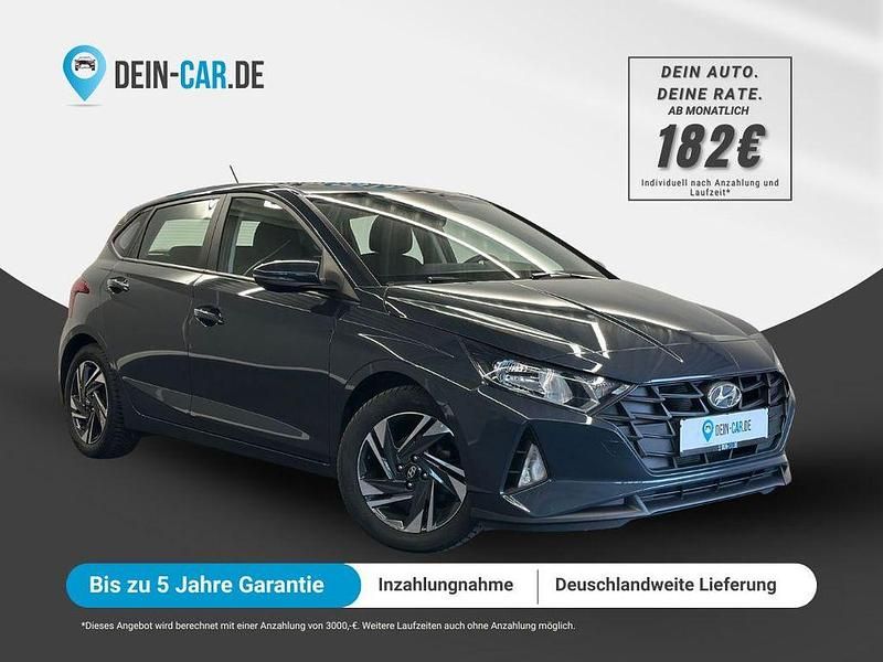 Gebraucht Hyundai i20 Select 84 PS (61 kW) 2022 Grau Kleinwagen