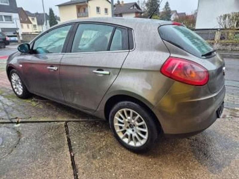 Gebraucht Fiat Bravo Emotion 150 PS (110 kW) 2007 Braunmetallic Kleinwagen