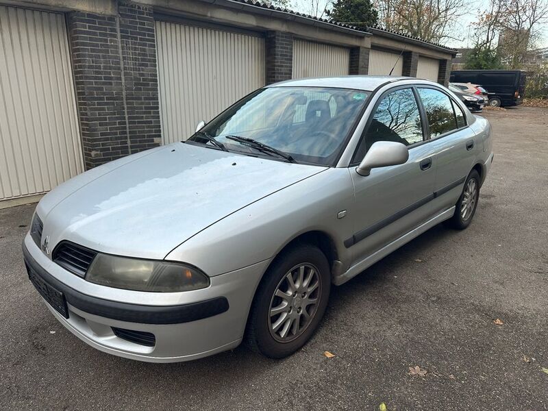 Silber Gebraucht 2002 Mitsubishi Carisma Comfort Edition Limousine | 2.490 € (Fairer Preis) - Bild 1/4