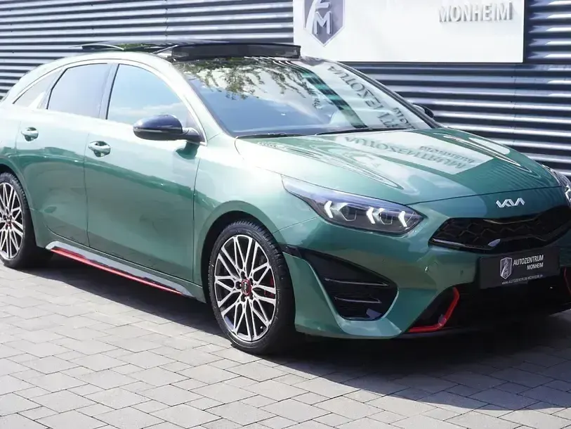 Gebraucht Kia ProCeed GT GT 204 PS (150 kW) 2023 Grün Kleinwagen