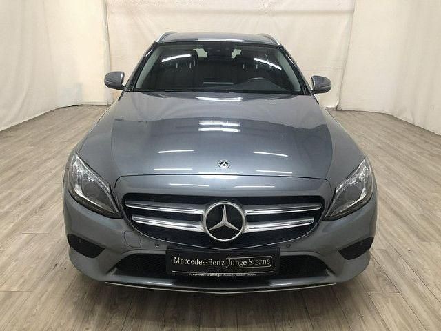 Gebraucht 2020 Mercedes C300e | 25.489 € (Fairer Preis) - Bild 1/4