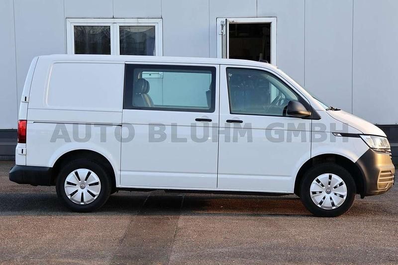 Gebraucht VW Transporter 110 PS (80 kW) 2021 Candyweiß Van