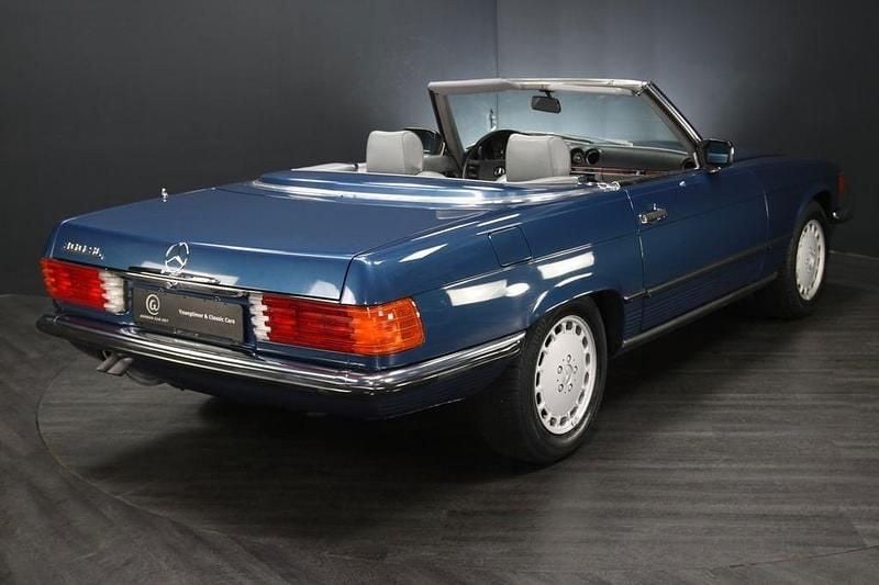 Gebraucht Mercedes SL300 188 PS (138 kW) 1986 Nautikblaumetallic 929 Cabrio