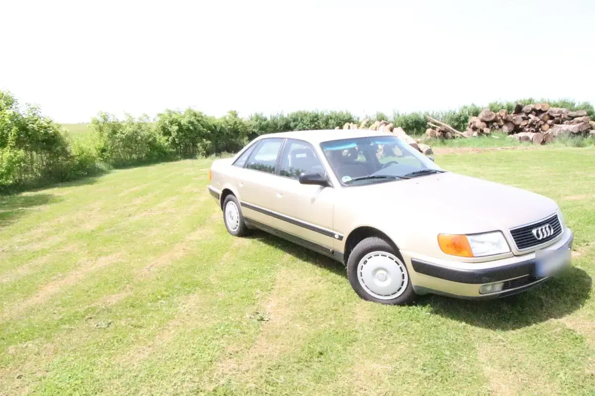 Gebraucht Audi 100 133 PS (97 kW) 1991 Gold Limousine
