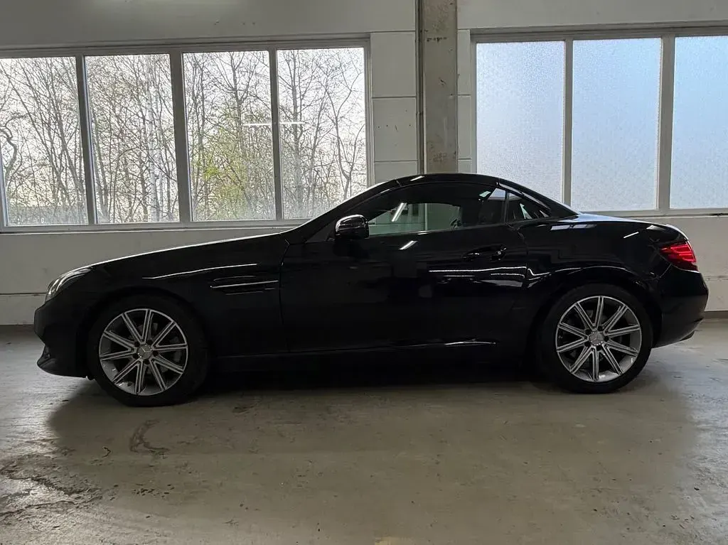Gebraucht Mercedes SLC180 156 PS (114 kW) 2016 Schwarz Cabrio
