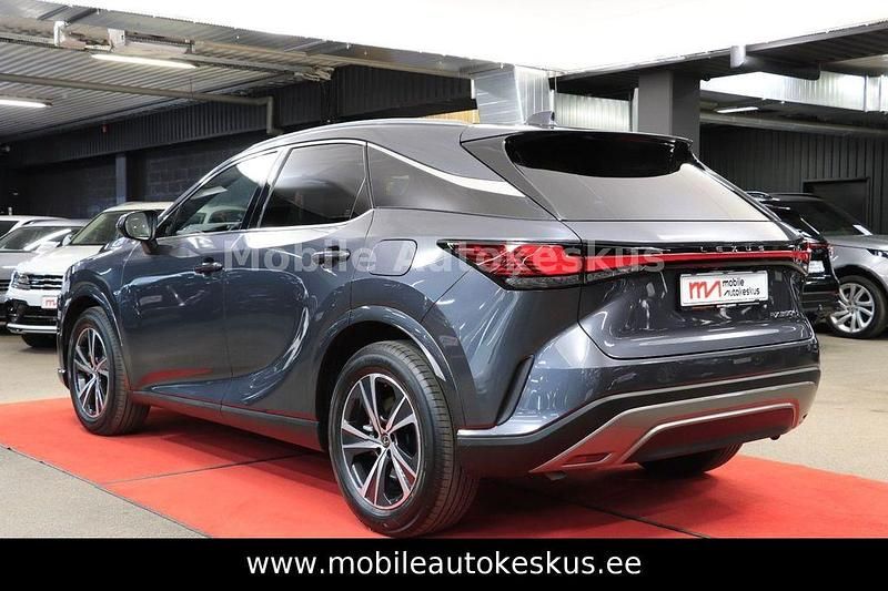 Gebraucht Lexus RX350h 190 PS (139 kW) 2023 Grau SUV