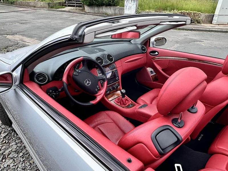 Silber Gebraucht 2008 Mercedes CLK200 Cabrio | 10.500 € (Fairer Preis) - Bild 1/4