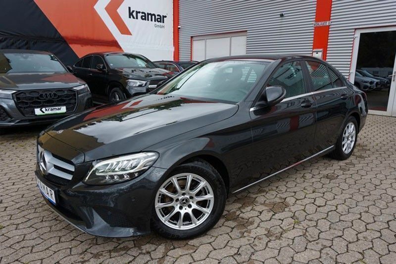 Graphite Gebraucht 2020 Mercedes C200 Limousine | 18.490 € (Fairer Preis) - Bild 1/4