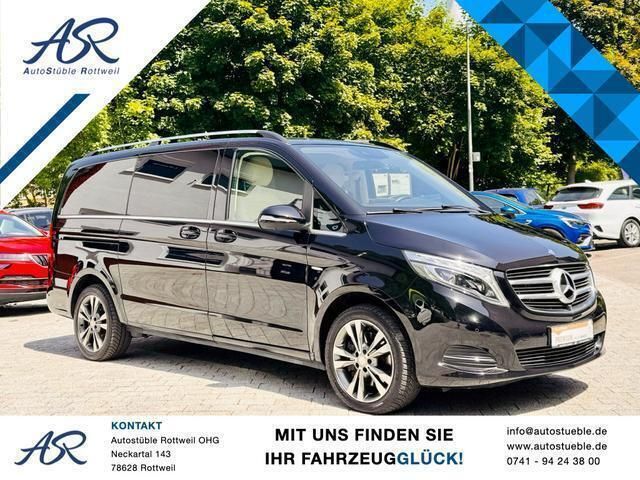 Obsidianschwarz metallic Gebraucht 2015 Mercedes V250 Avantgarde Edition Van / Kleinbus | 39.488 € (Fairer Preis) - Bild 1/4