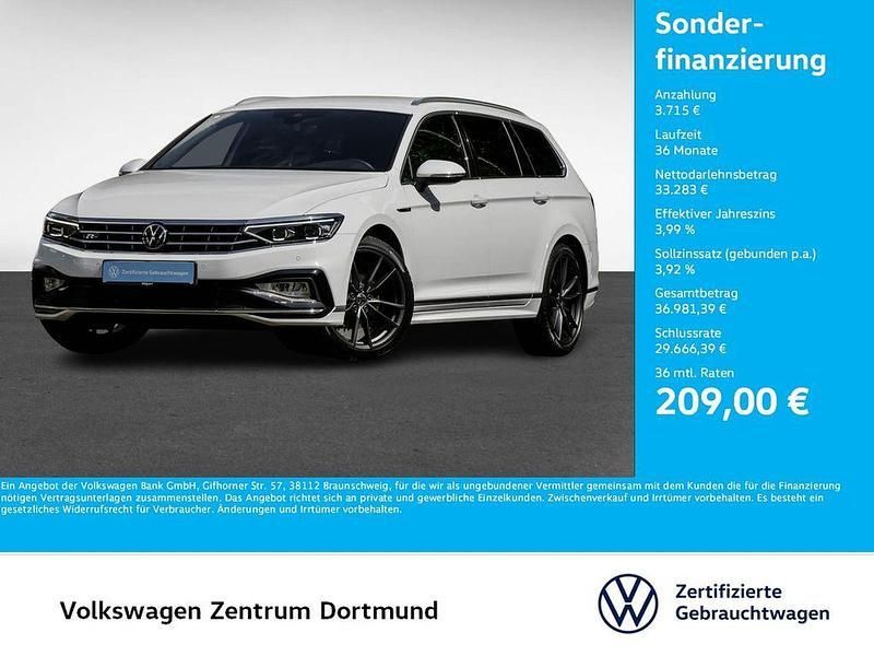Gletscherweiß metallic Gebraucht 2024 VW Passat R-line Kombi | 36.998 € (Etwas zu teuer) - Bild 1/3